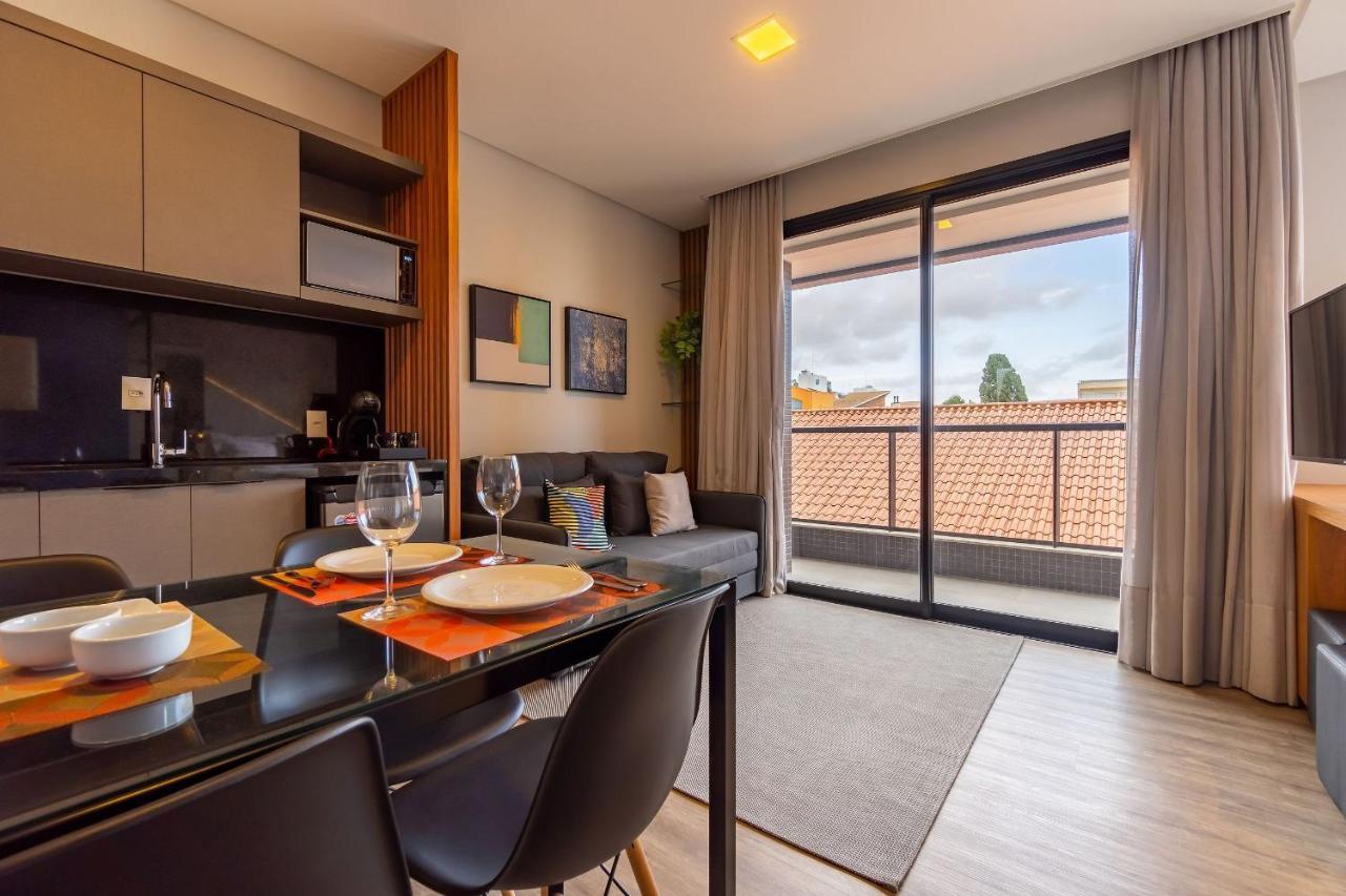 Aion Suites: Luxe Loft with Rooftop Pool Near Beach Bombinhas Exterior photo