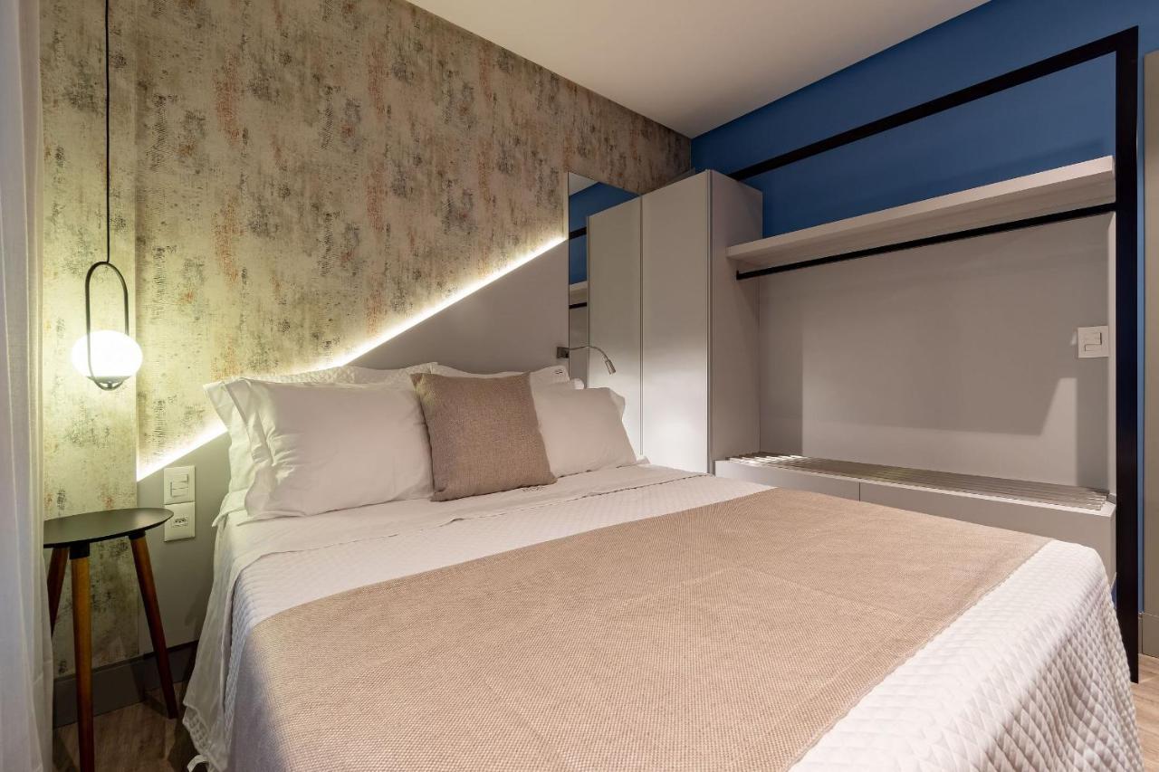 Aion Suites: Luxe Loft with Rooftop Pool Near Beach Bombinhas Exterior photo